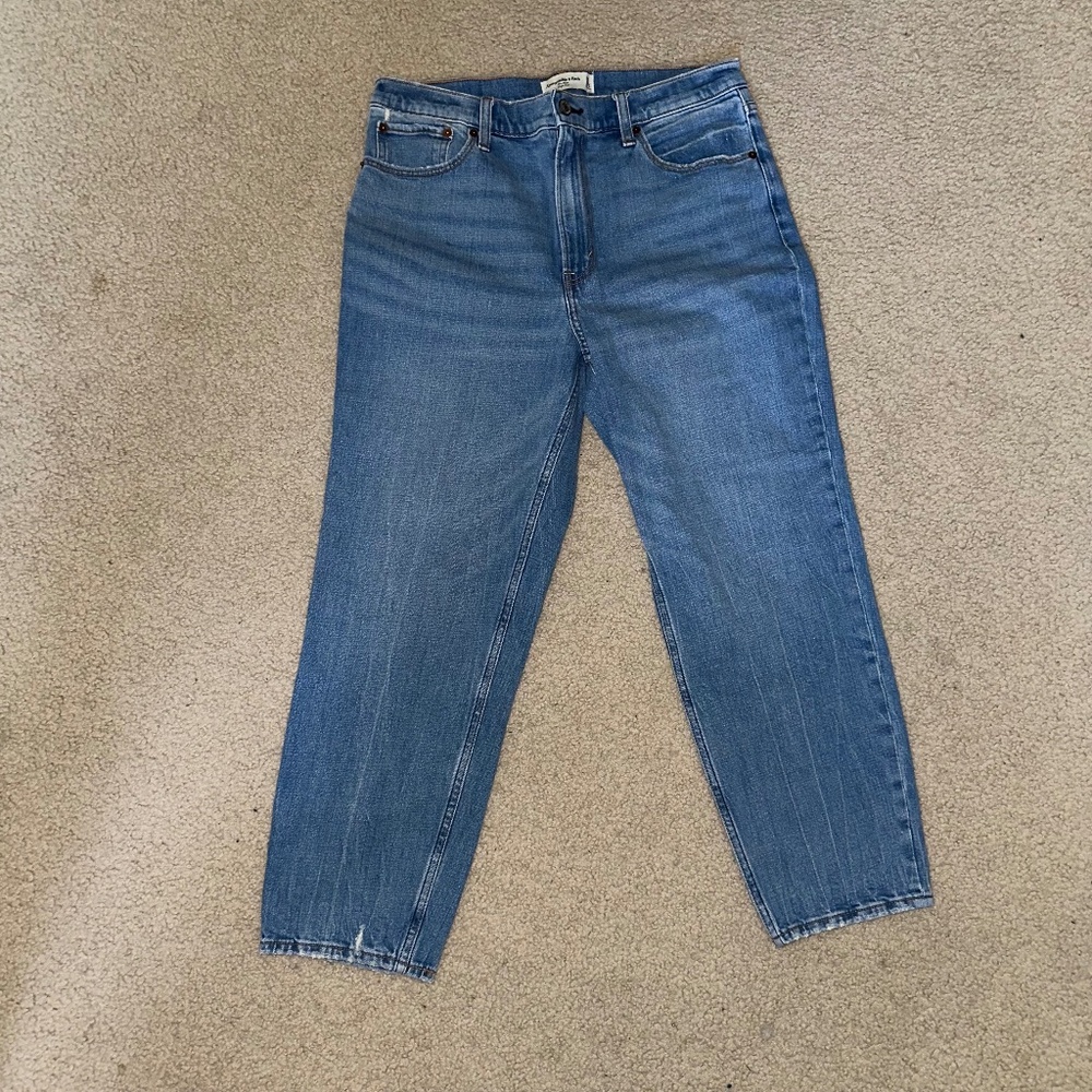 Abercrombie and Fitch The Mom High Rise Jean - Size 31 (12S)